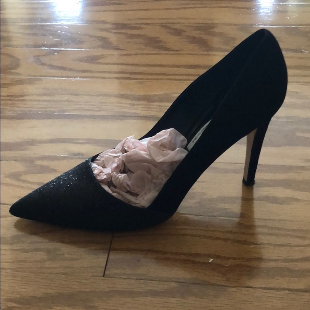 Saks Fifth Avenue Pumps *leaving Poshmark 09/20*